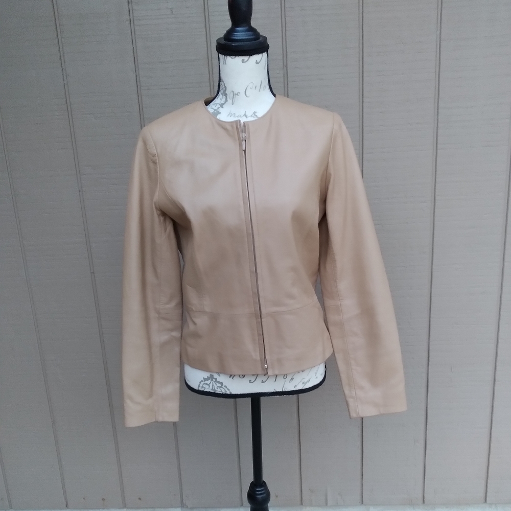 Yvonne  Marie Lamb Leather Jacket size 4